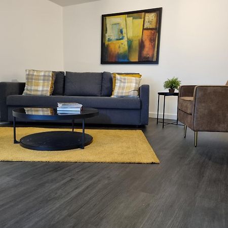 Spacious London Apartment 5 Min Walk To Leytonstone Underground Station And 5 Stops To Zone 1 Екстериор снимка